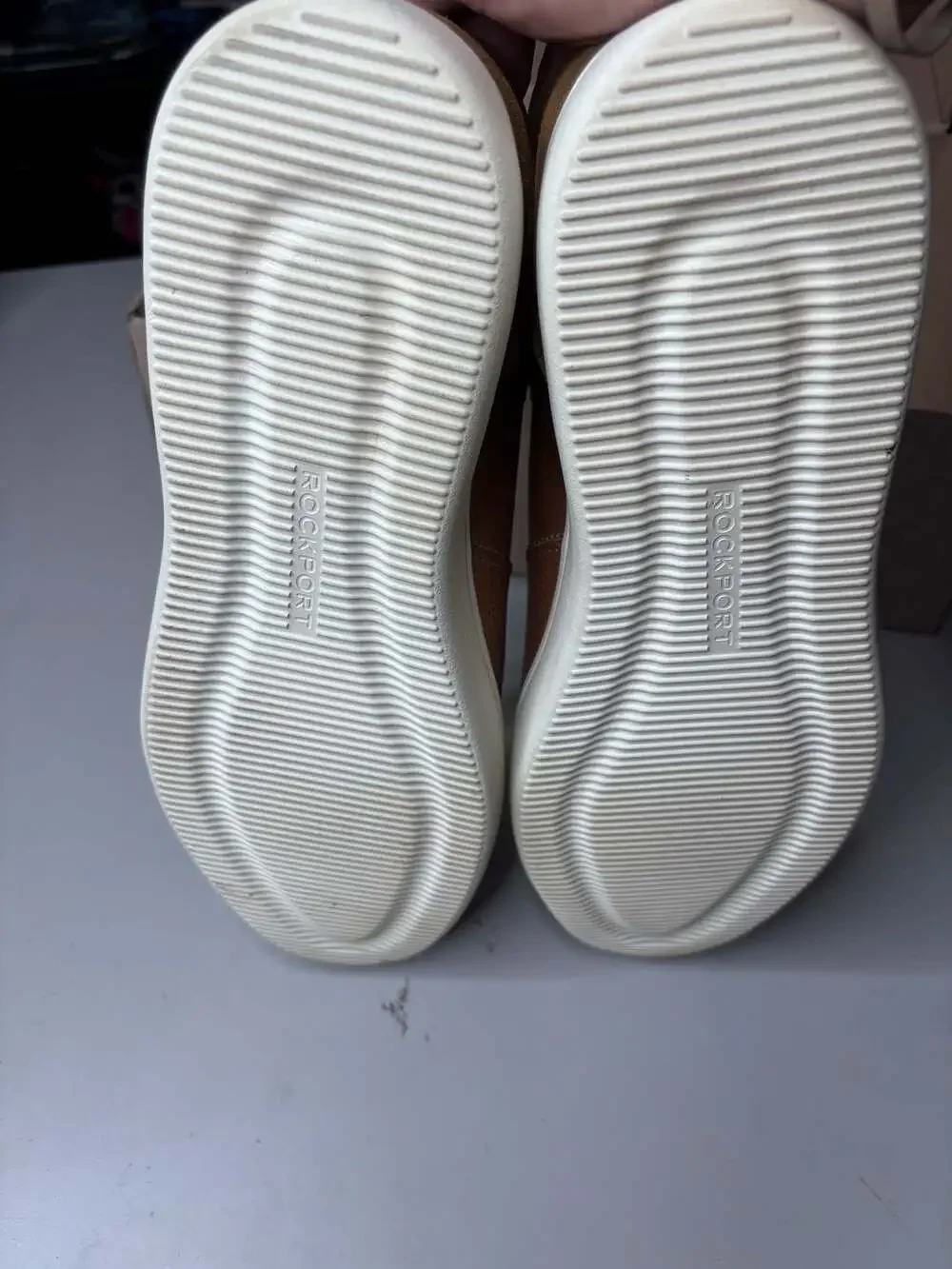 Rockport Colle Tie Men's Leather Sneaker in Tan size 12